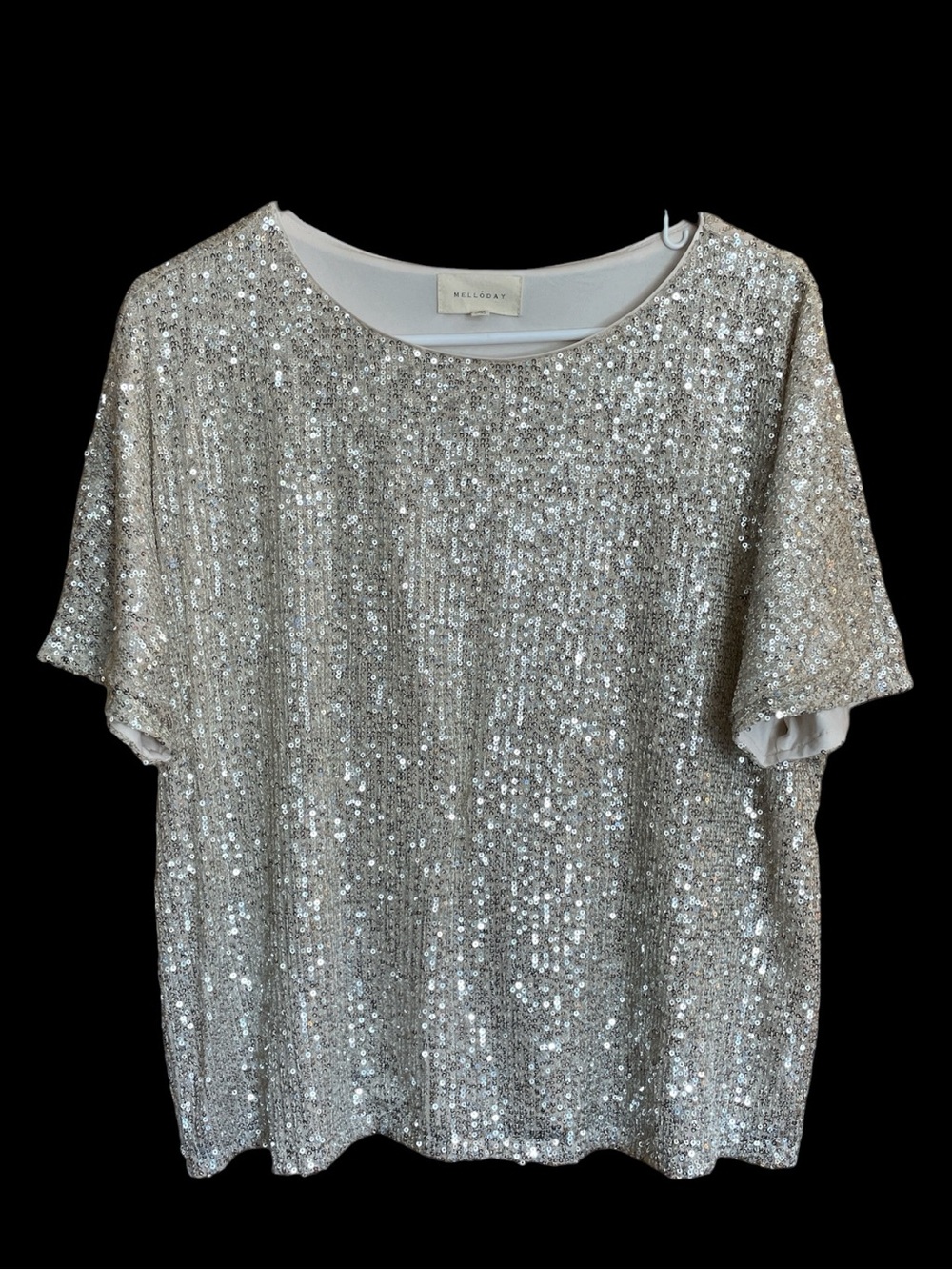 MELLODAY Silver Sequin Short Sleeve Tee Women's Medium